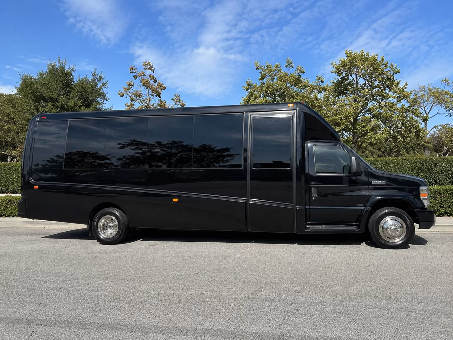 book group transportation for your next wine tour 2
