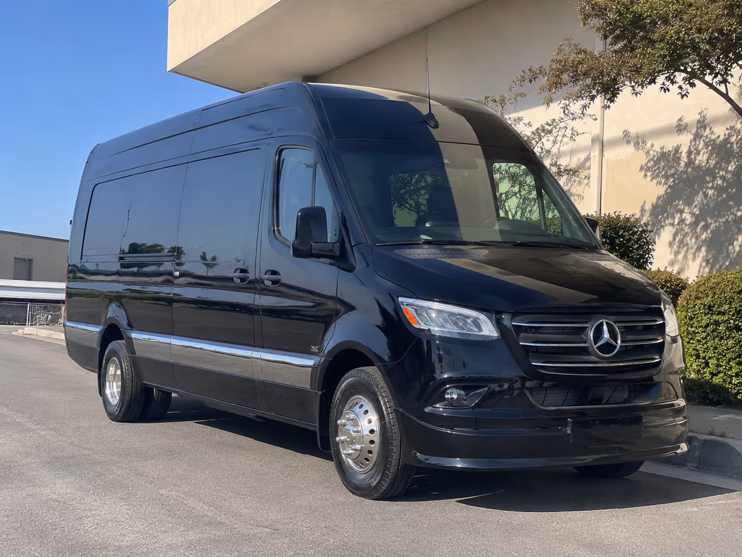 bus rental options for marysville trips